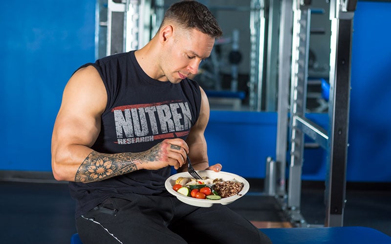 Nutrex Athlete Eating a Healthy Meal