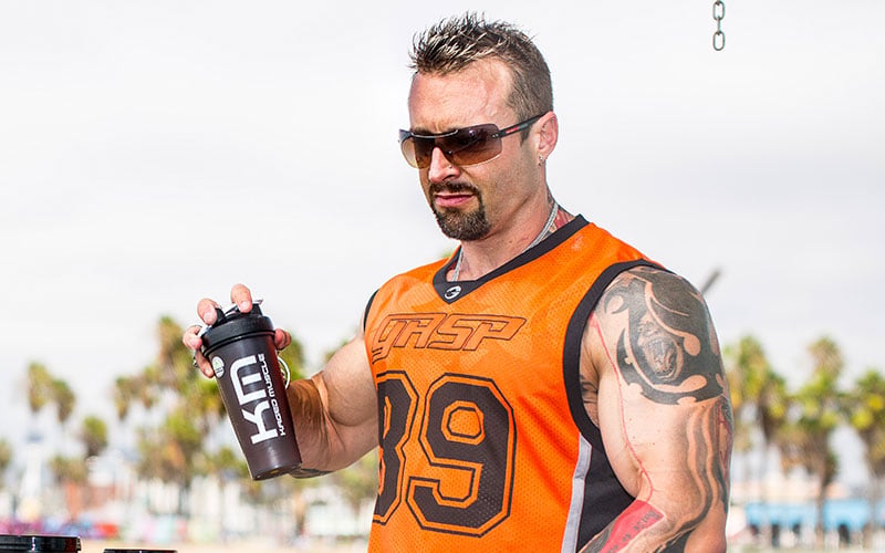 Kris Gethin Shaking his Whey Protein