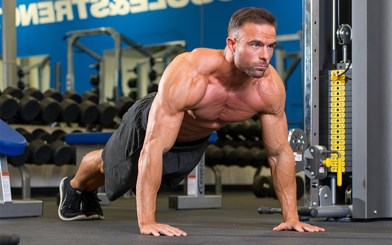99 Muscle Building Facts - Core Strength in Action