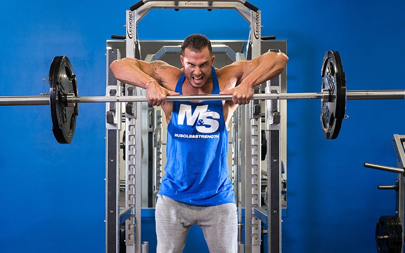 Best Shoulder Workout: Upright row supersets
