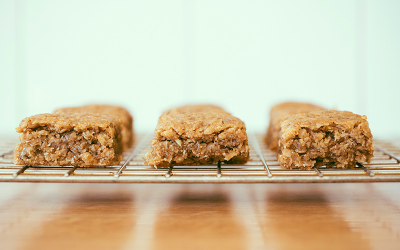 Brawn On A Budget: 10 Cheap Muscle Building Meals - easy protein bars