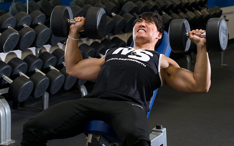 Build a Massive Chest Incline Dumbbell Press