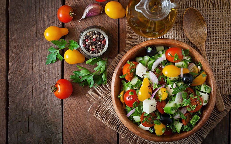 Salad that is part of the clean eating diet plan