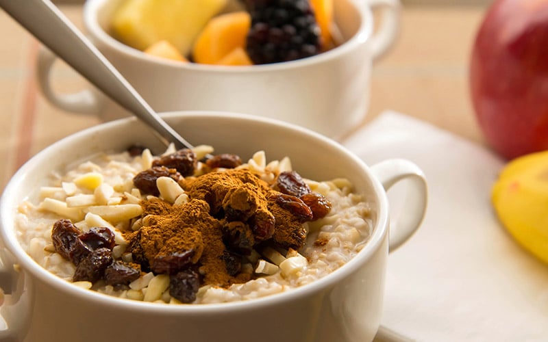 11 High Protein Meals You Can Cook in a Crock Pot - Oatmeal