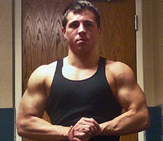 Steven Mott Massive Natural Bodybuilder